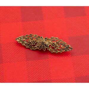 Vintage Victorian Floral Gold Tone Brooch - O13